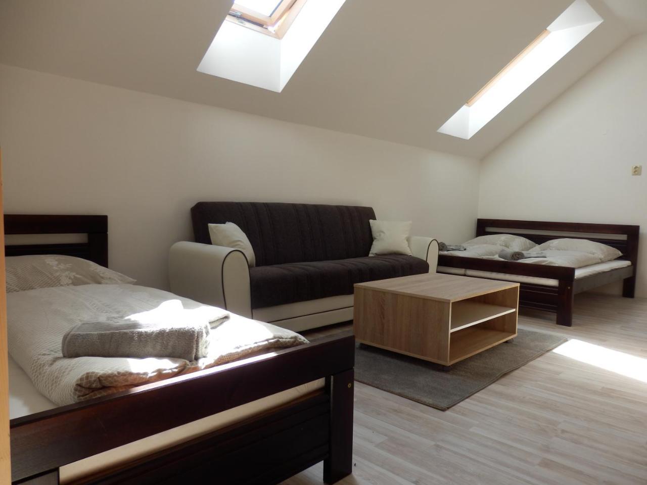 Ubytovani V Soukromi Opolany U Podebrad Ngoại thất bức ảnh